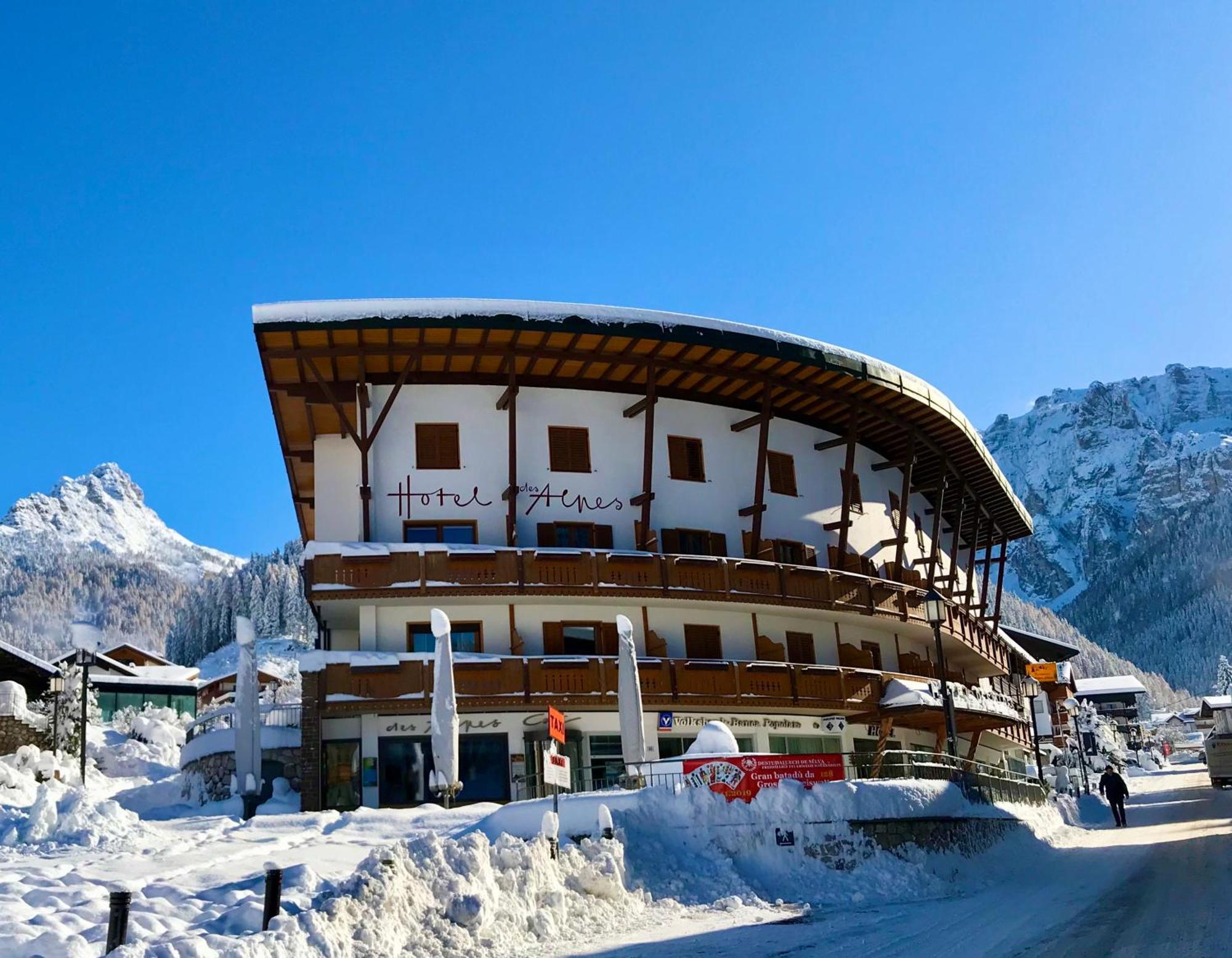 Hotel Des Alpes Selva di Val Gardena Exterior photo